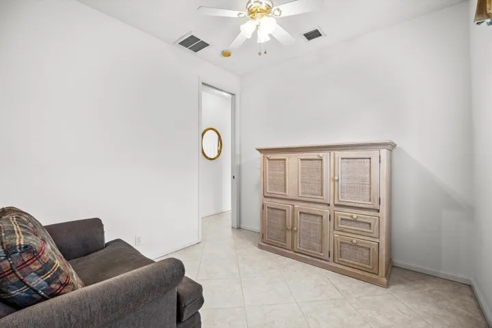 3rd bedroom with custom closet