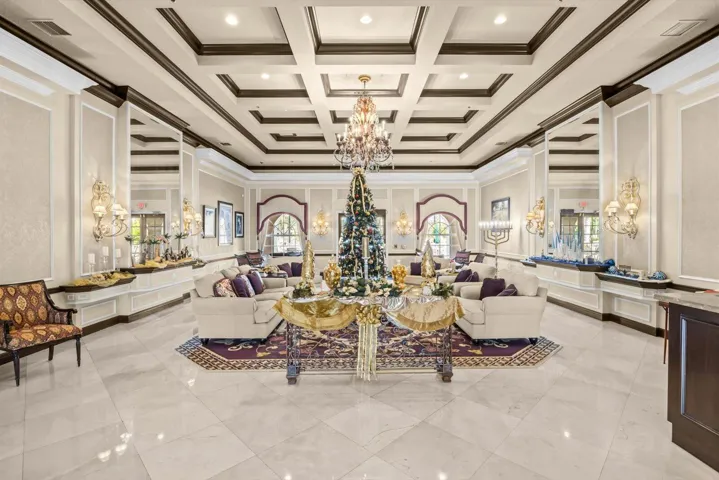 Grand Clubhouse entrance