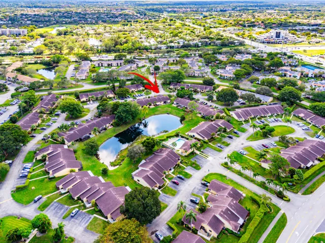 Walking Distance to Great Shopping