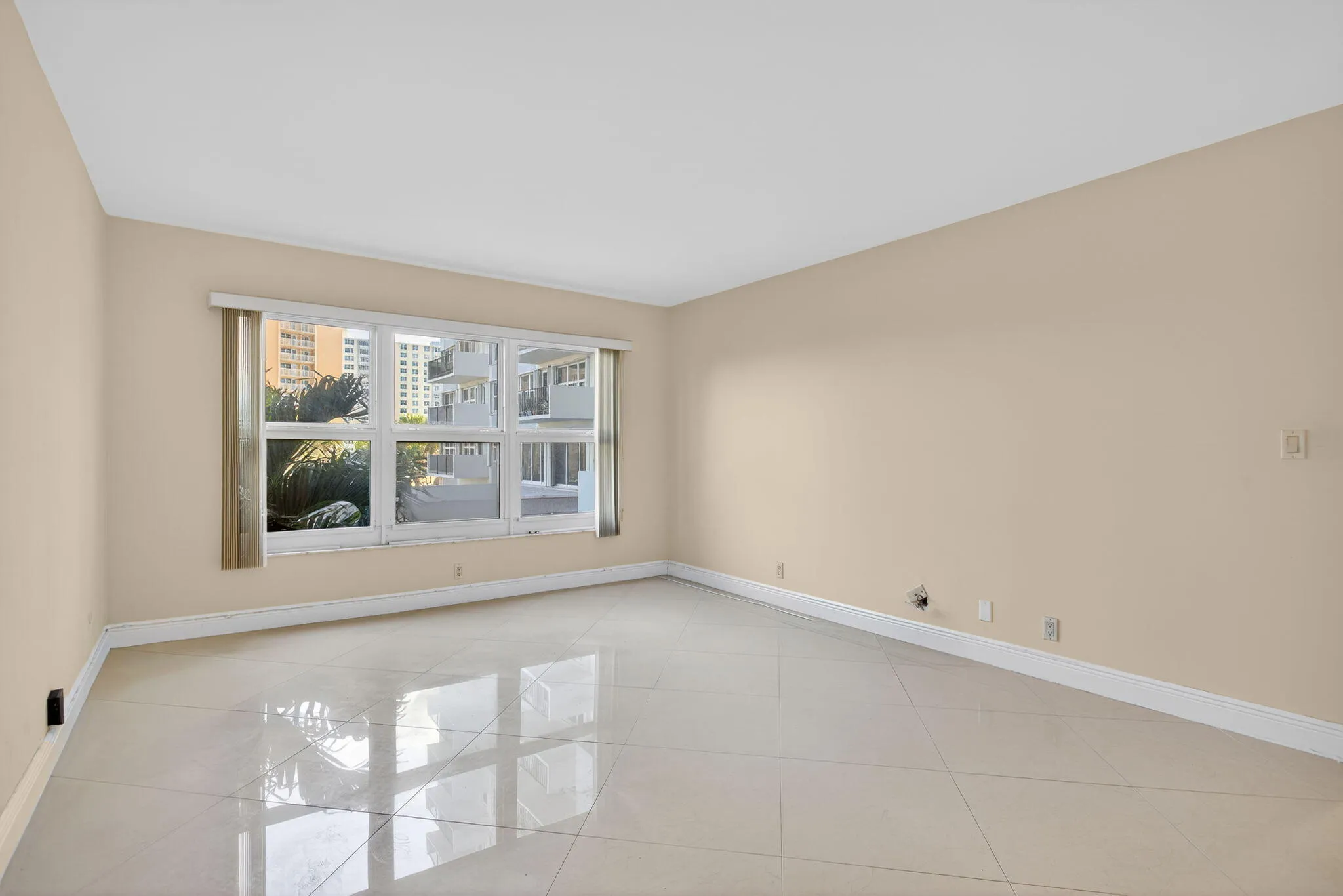 24-web-or-mls-405-8206