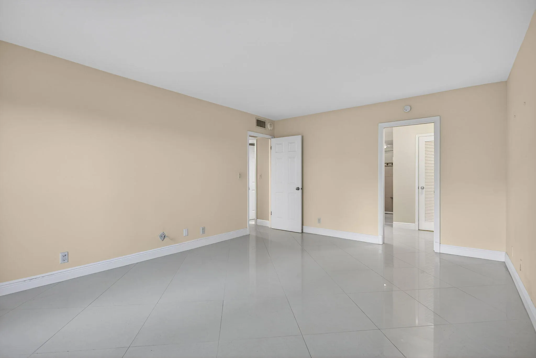 25-web-or-mls-405-8212
