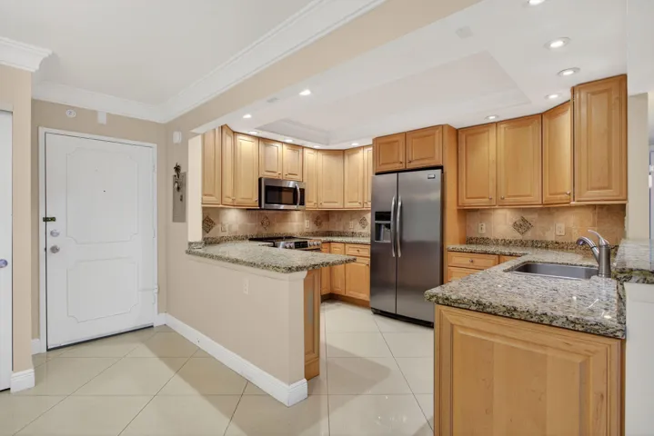 11-web-or-mls-405-8138