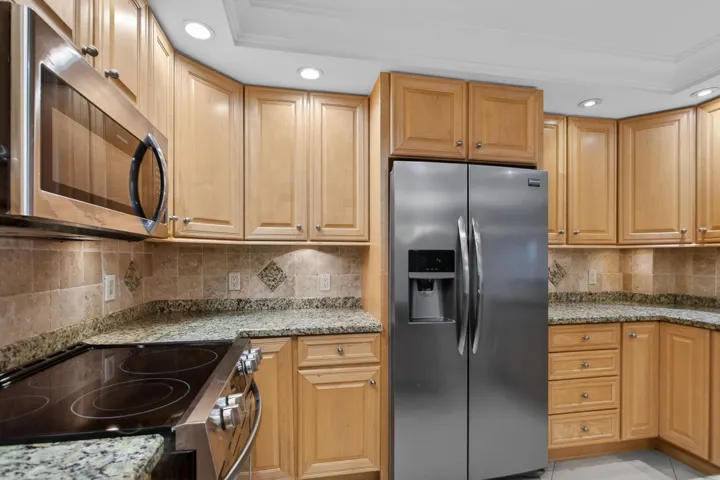 12-web-or-mls-405-8144