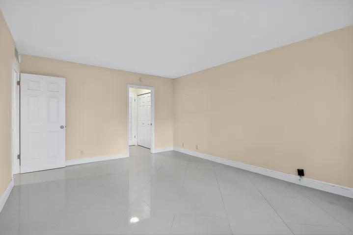 26-web-or-mls-405-8214