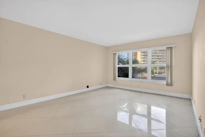 23-web-or-mls-405-8202