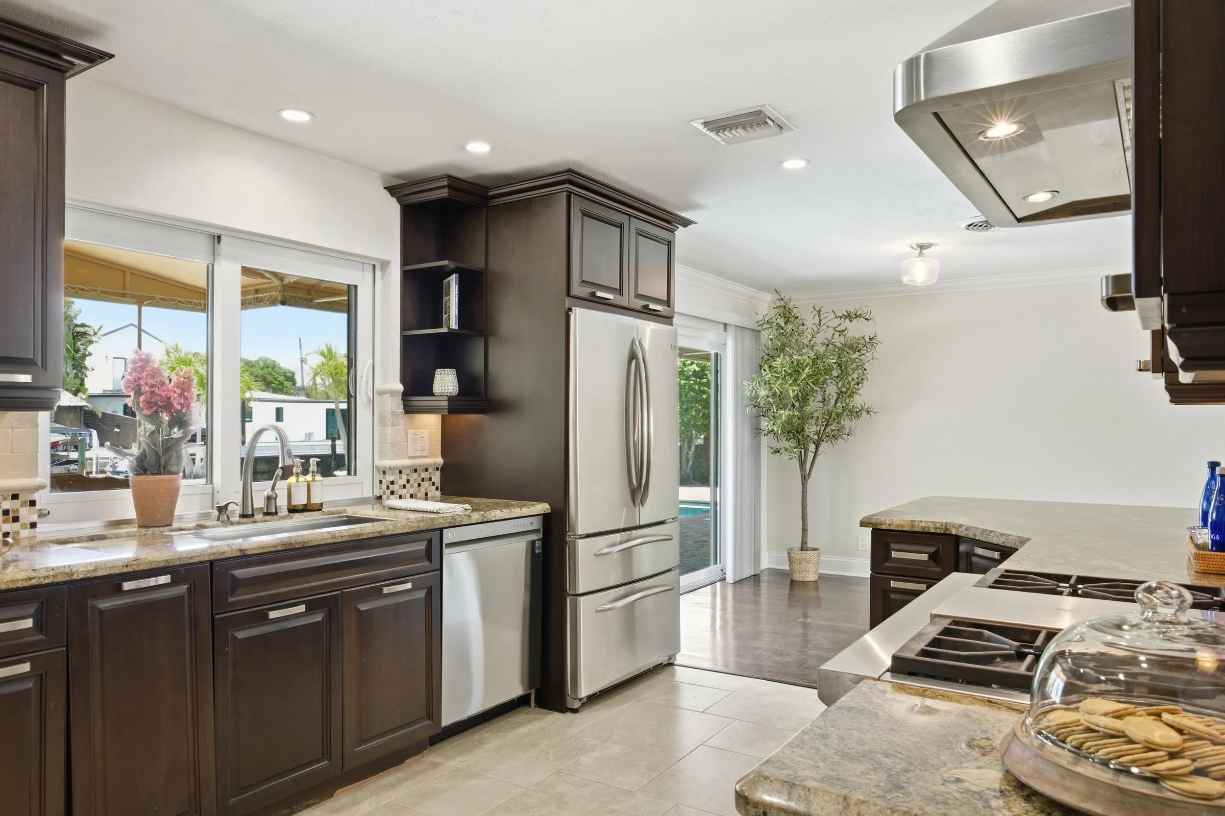6_kitchen-dining (2)