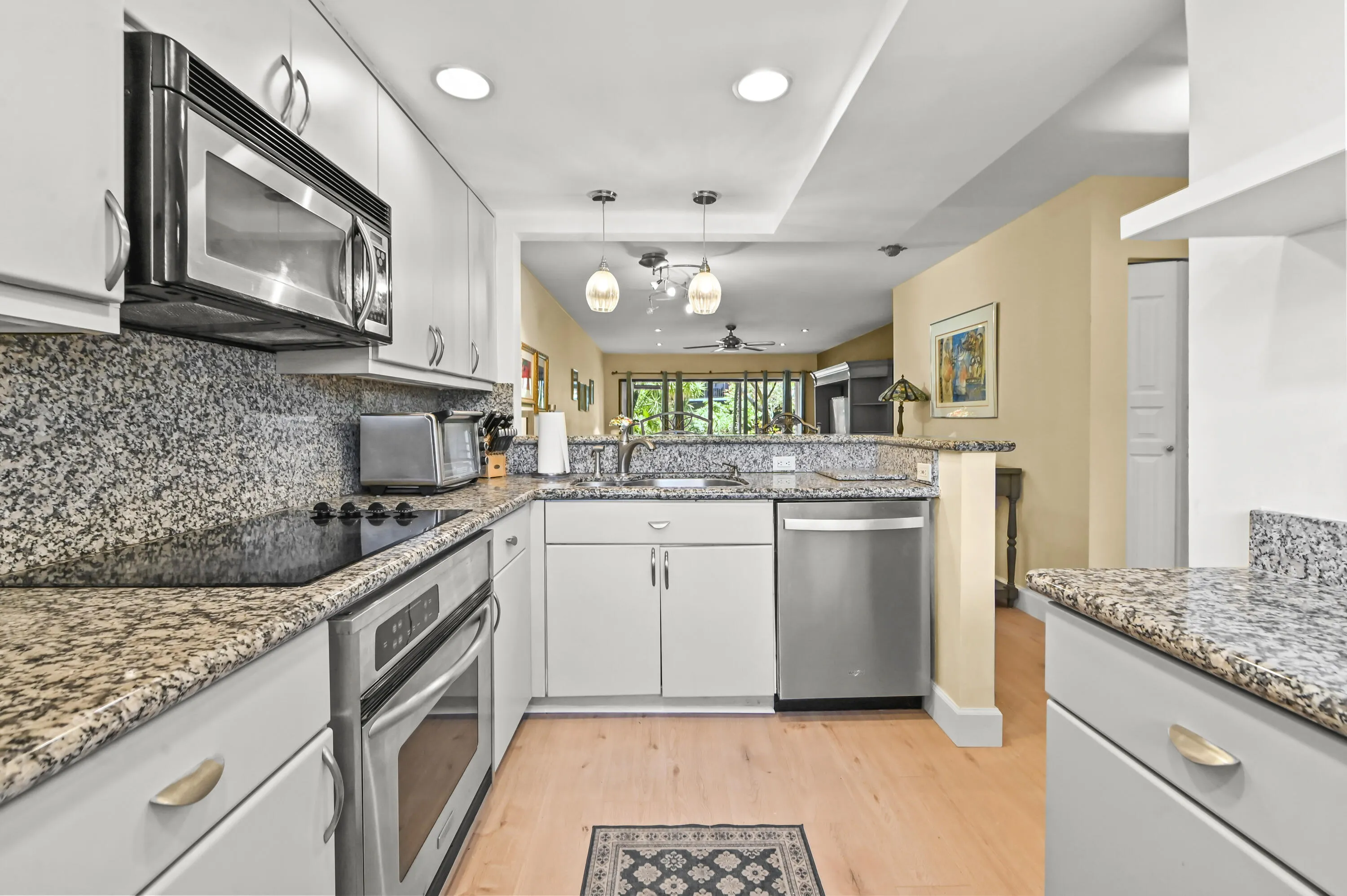 06 Kitchen 05