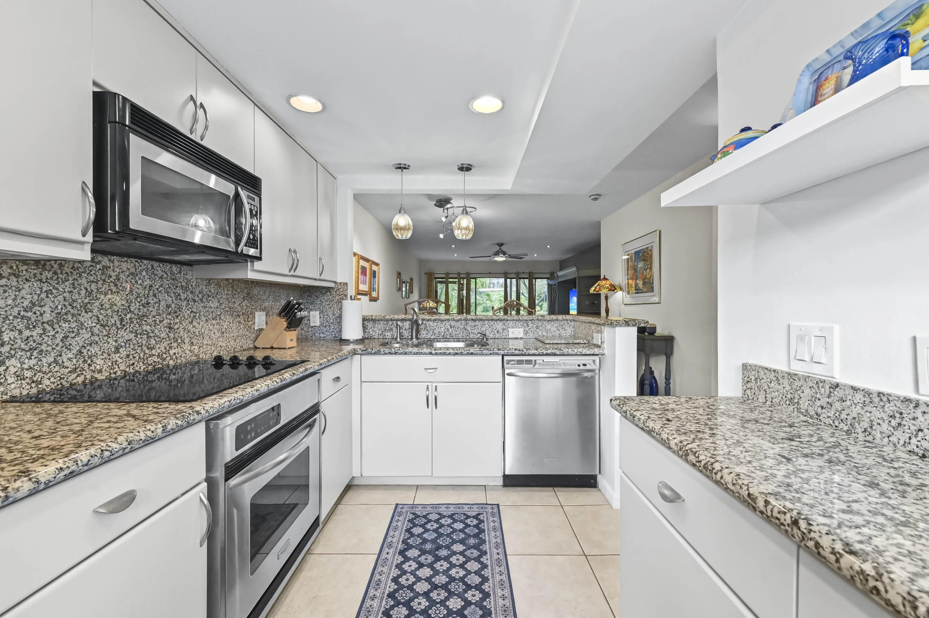 05 Kitchen 03