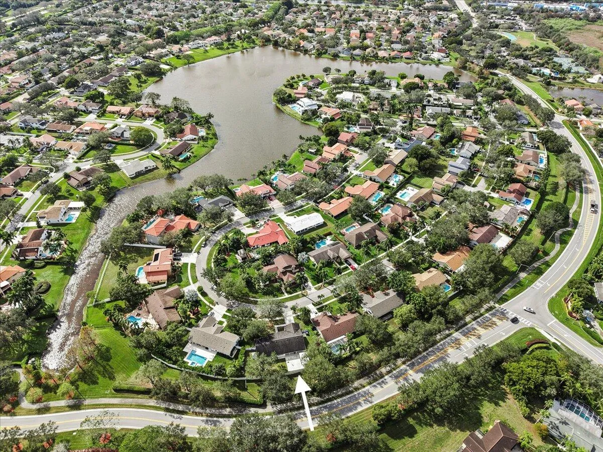 Neighborhood view.