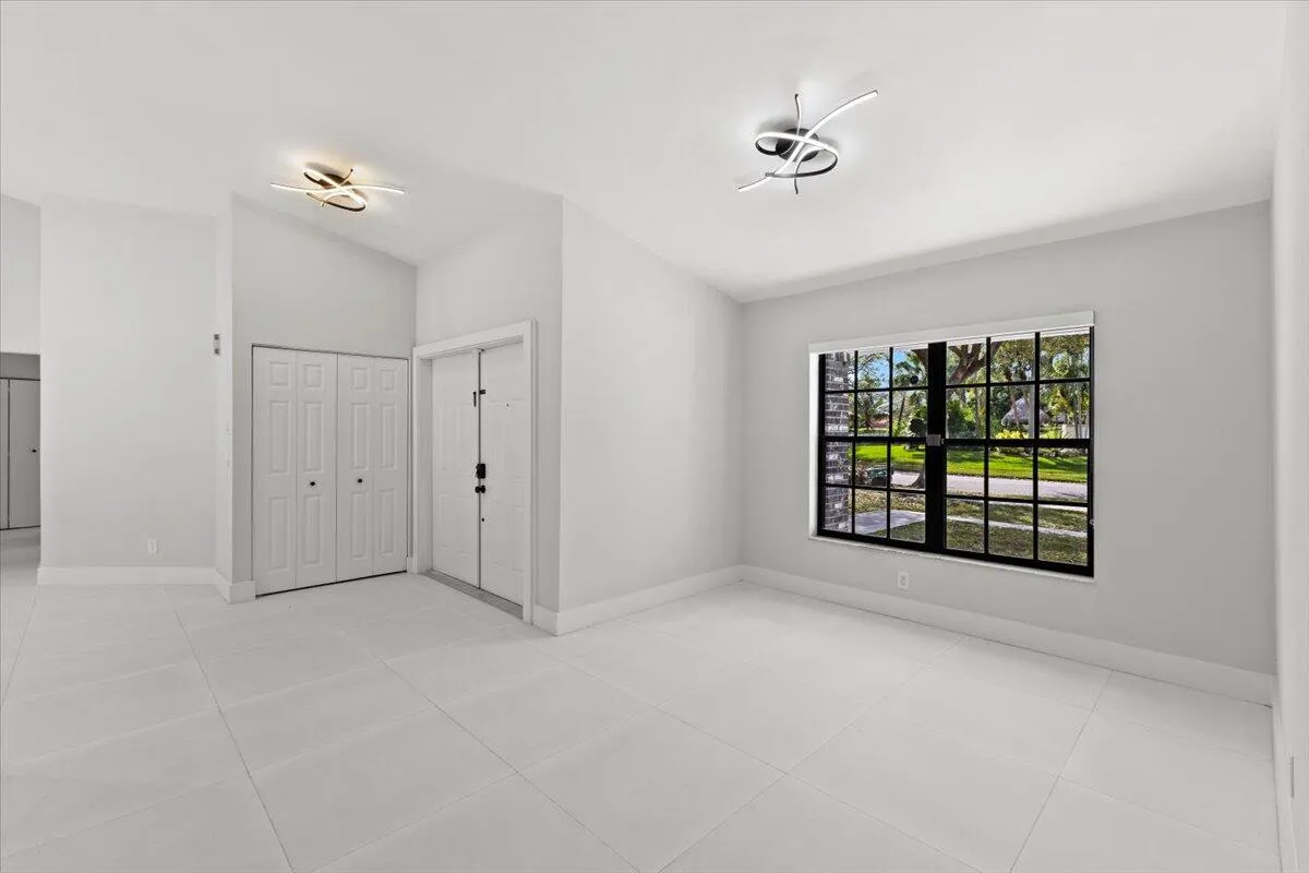 Formal dining room