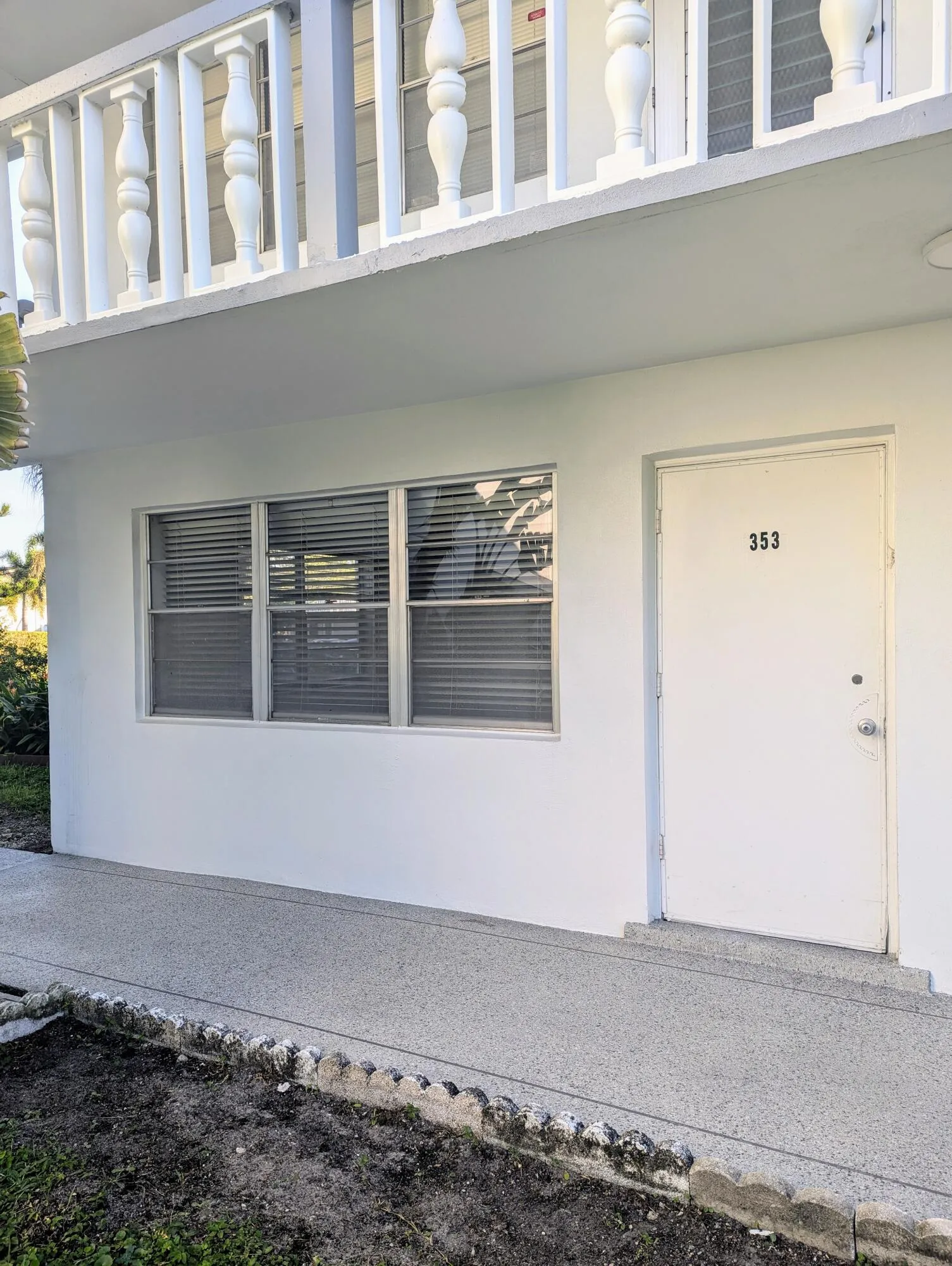 1st Floor Corner Unit