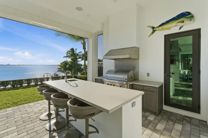 1271 NE Langford Ln-109.jpg-SMALL