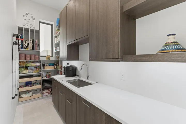 1271 NE Langford Ln-065.jpg-SMALL