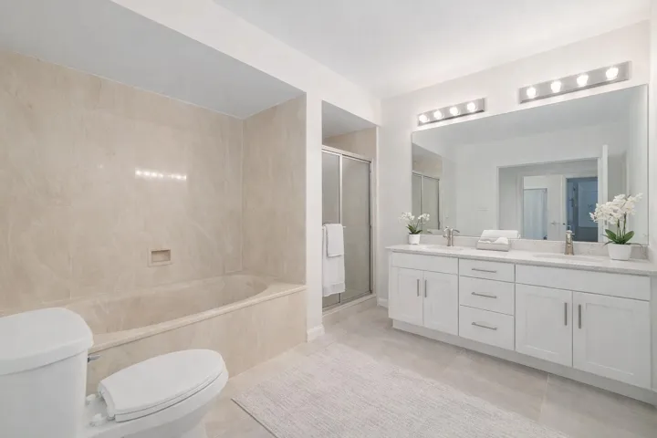 Primary Suite Bathroom
