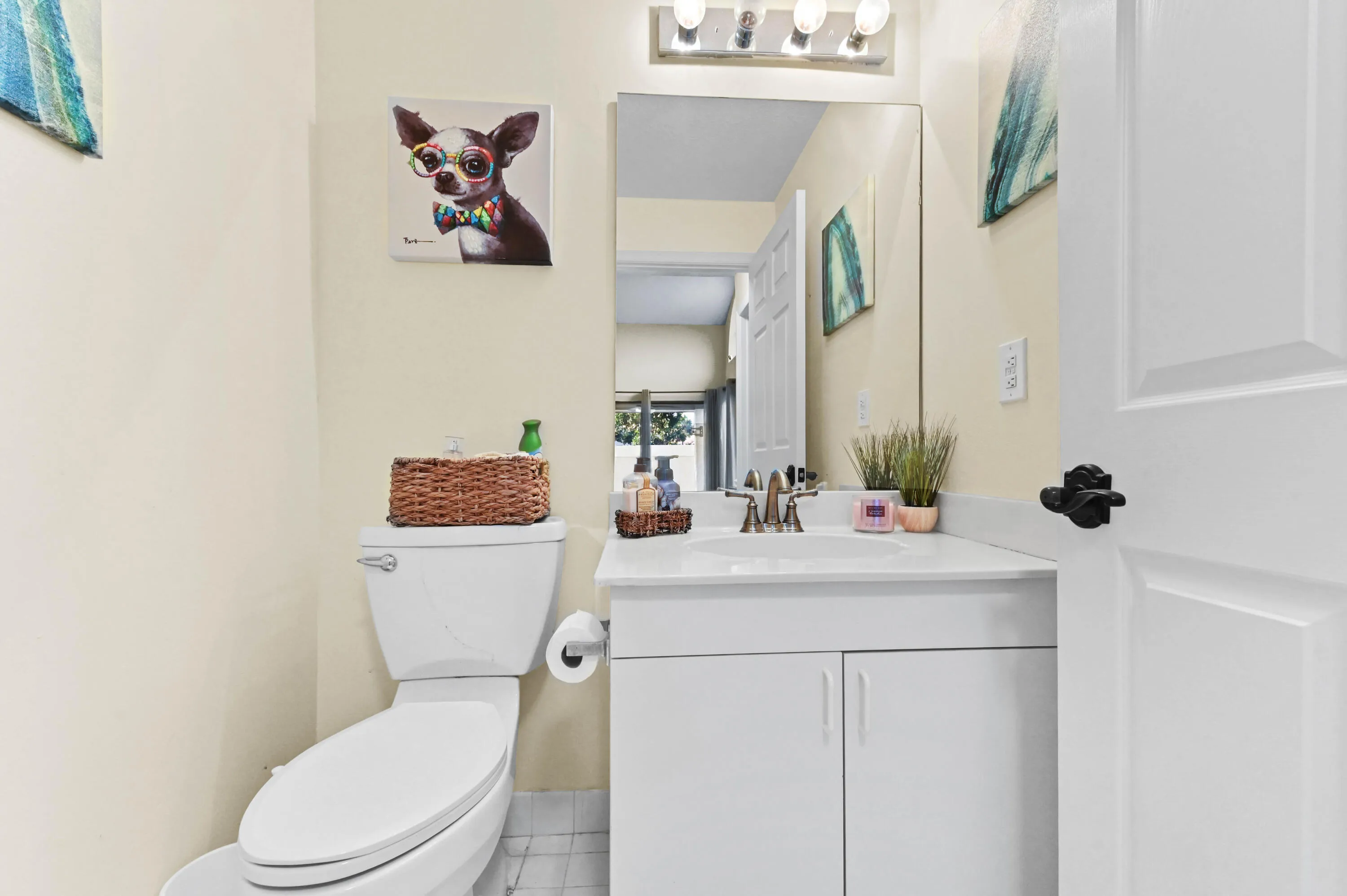 26 bathroom 01