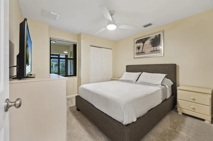 Second bedroom