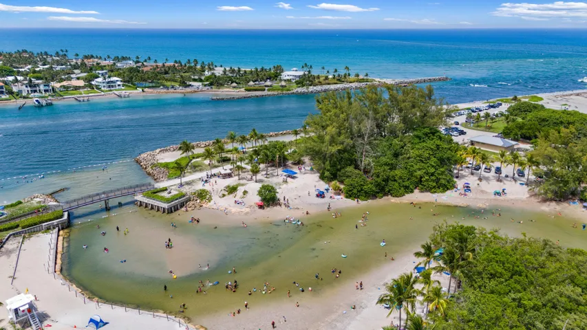Within 20 minutes from the beautiful Dubois Park