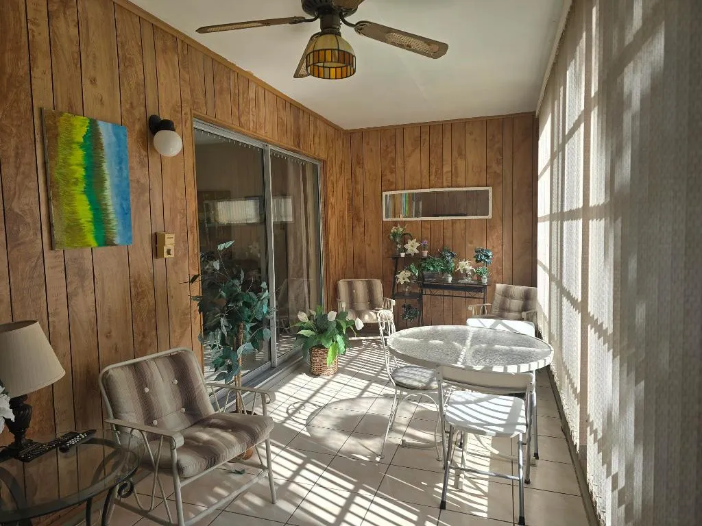 SPACIOUS PATIO
