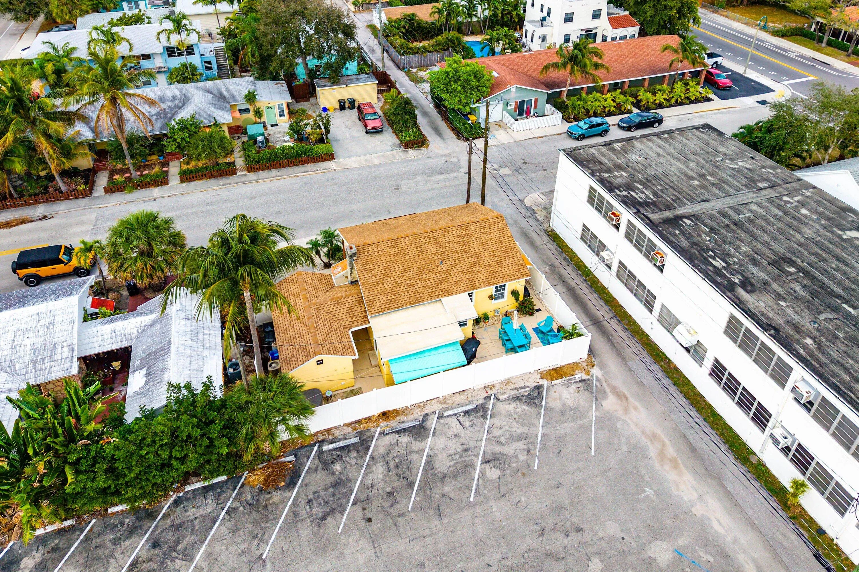 411 3rd Ave N