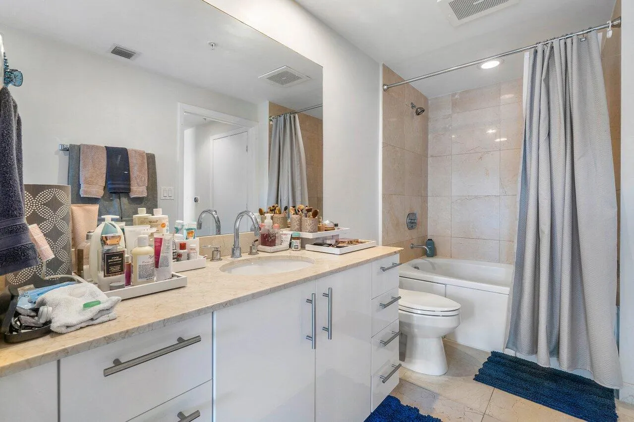 019-550OkeechobeeBoulevard-WestPalmBeach