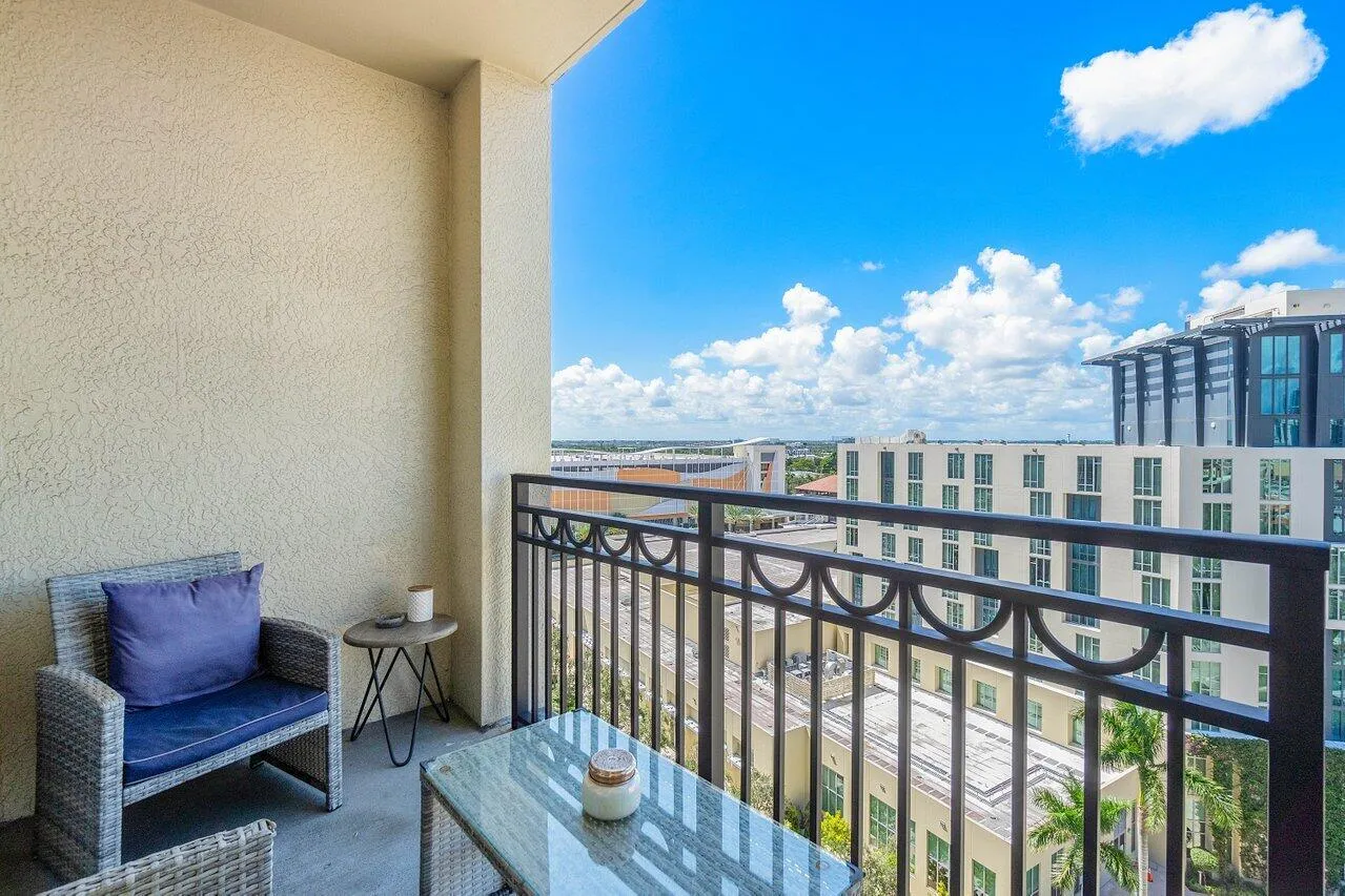 022-550OkeechobeeBoulevard-WestPalmBeach