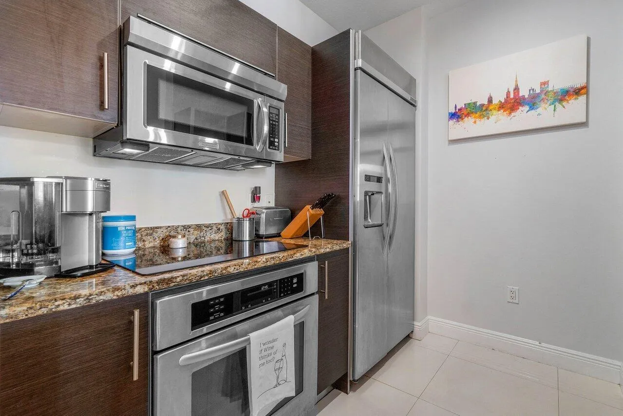 006-550OkeechobeeBoulevard-WestPalmBeach