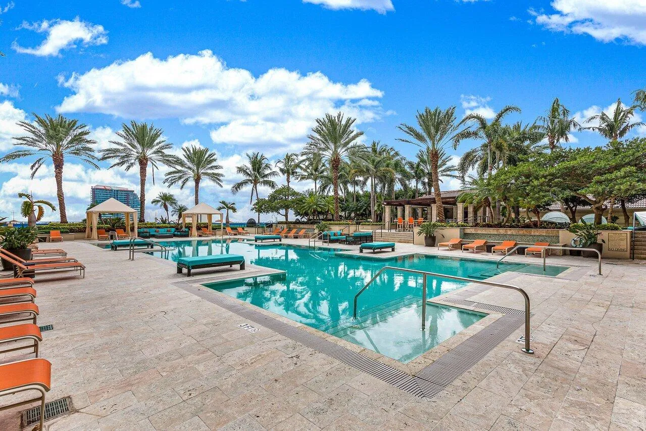 029-550OkeechobeeBoulevard-WestPalmBeach