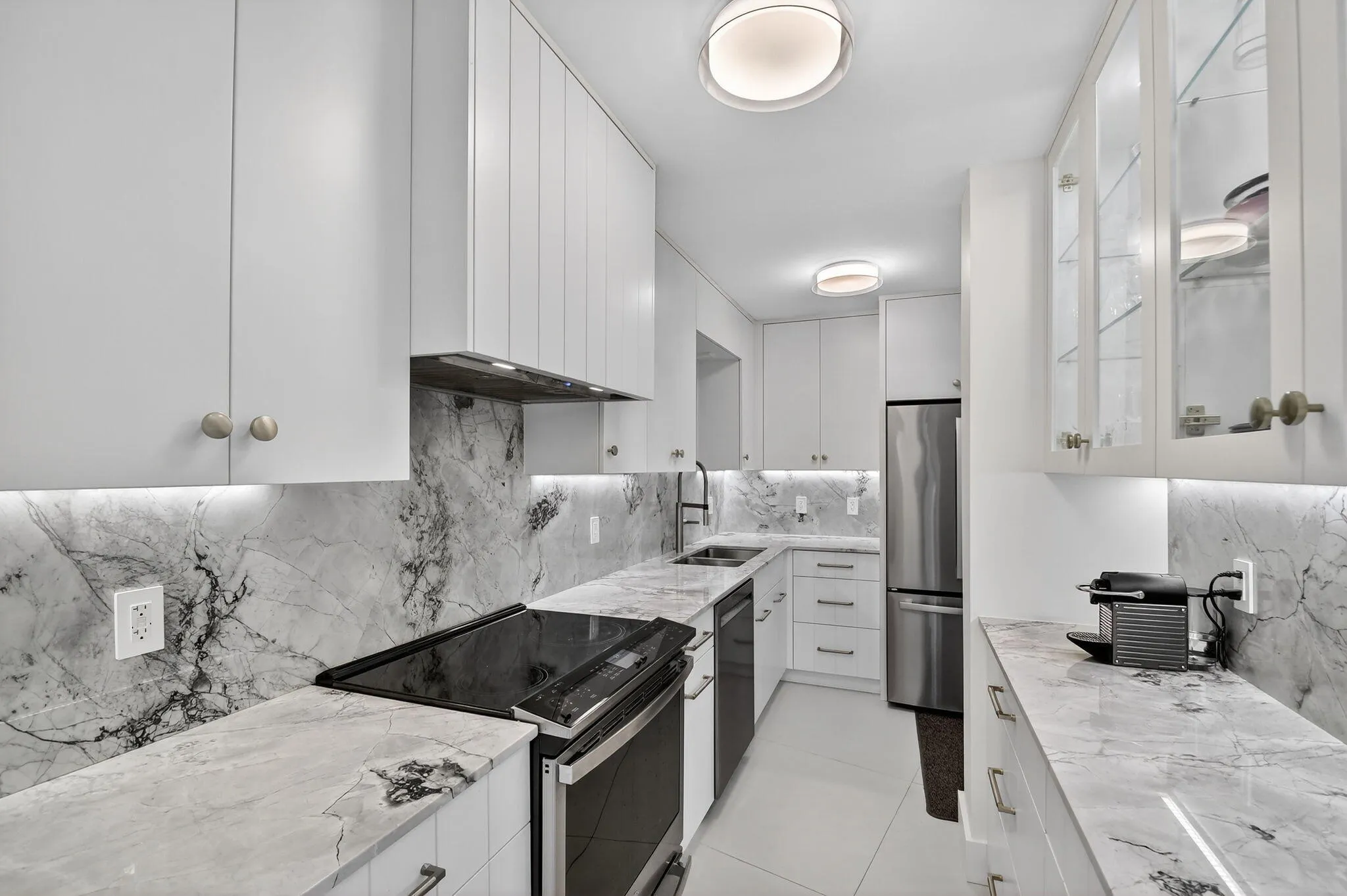 THE REGENCY 417