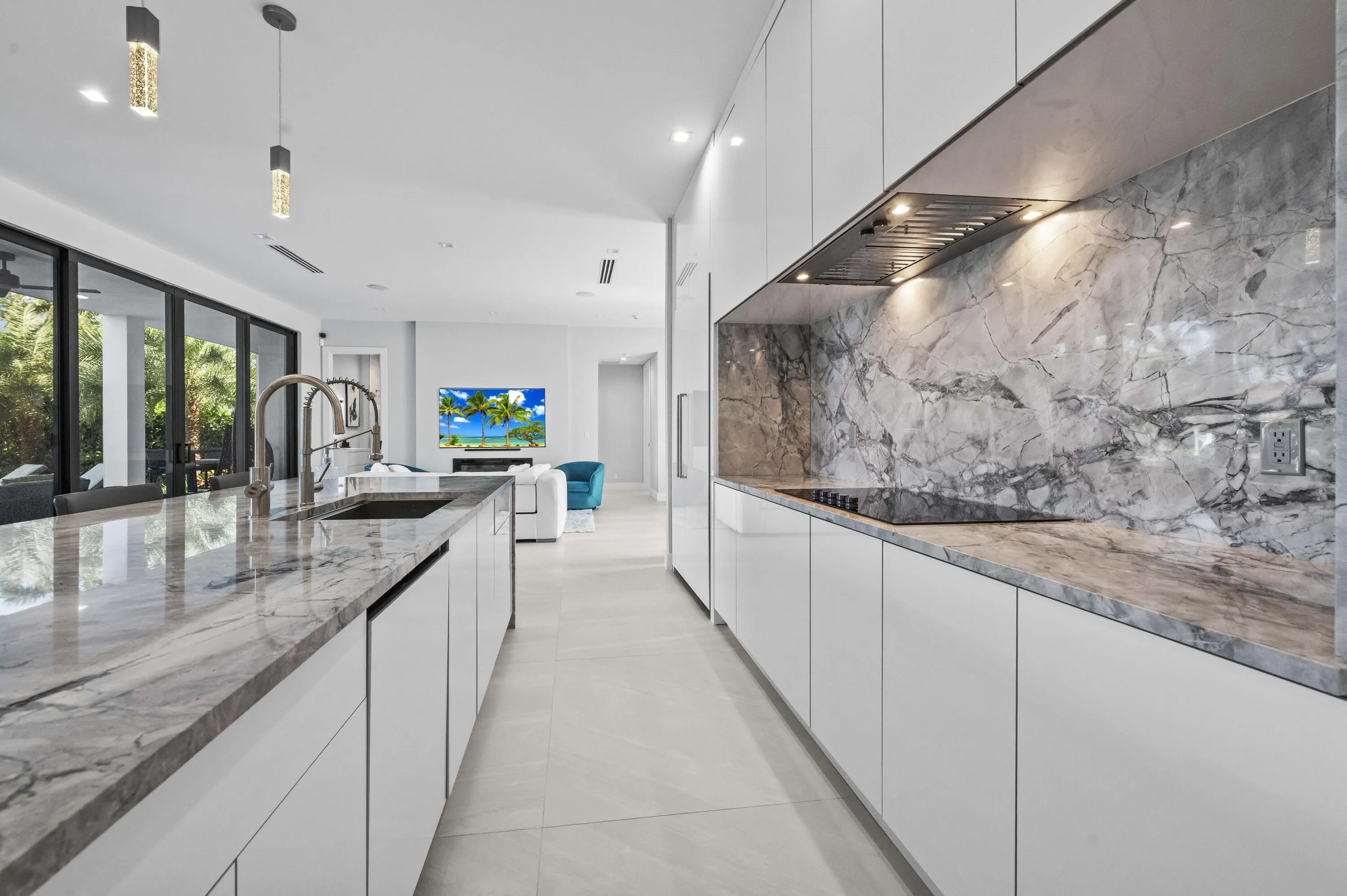 14 Kitchen 05