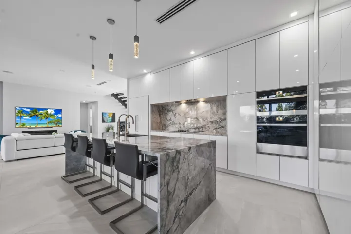 13 Kitchen 04