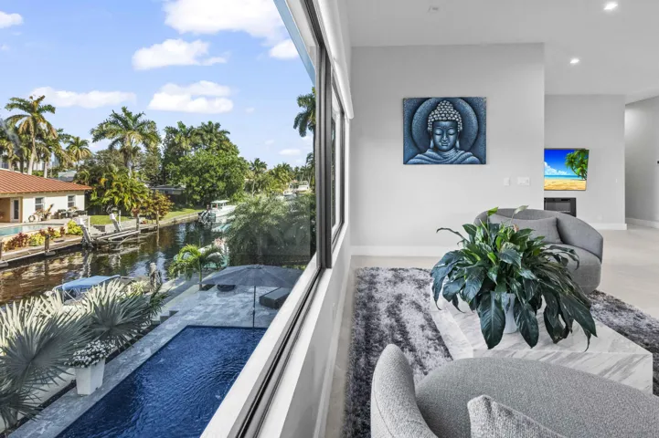 36 Bedroom 04