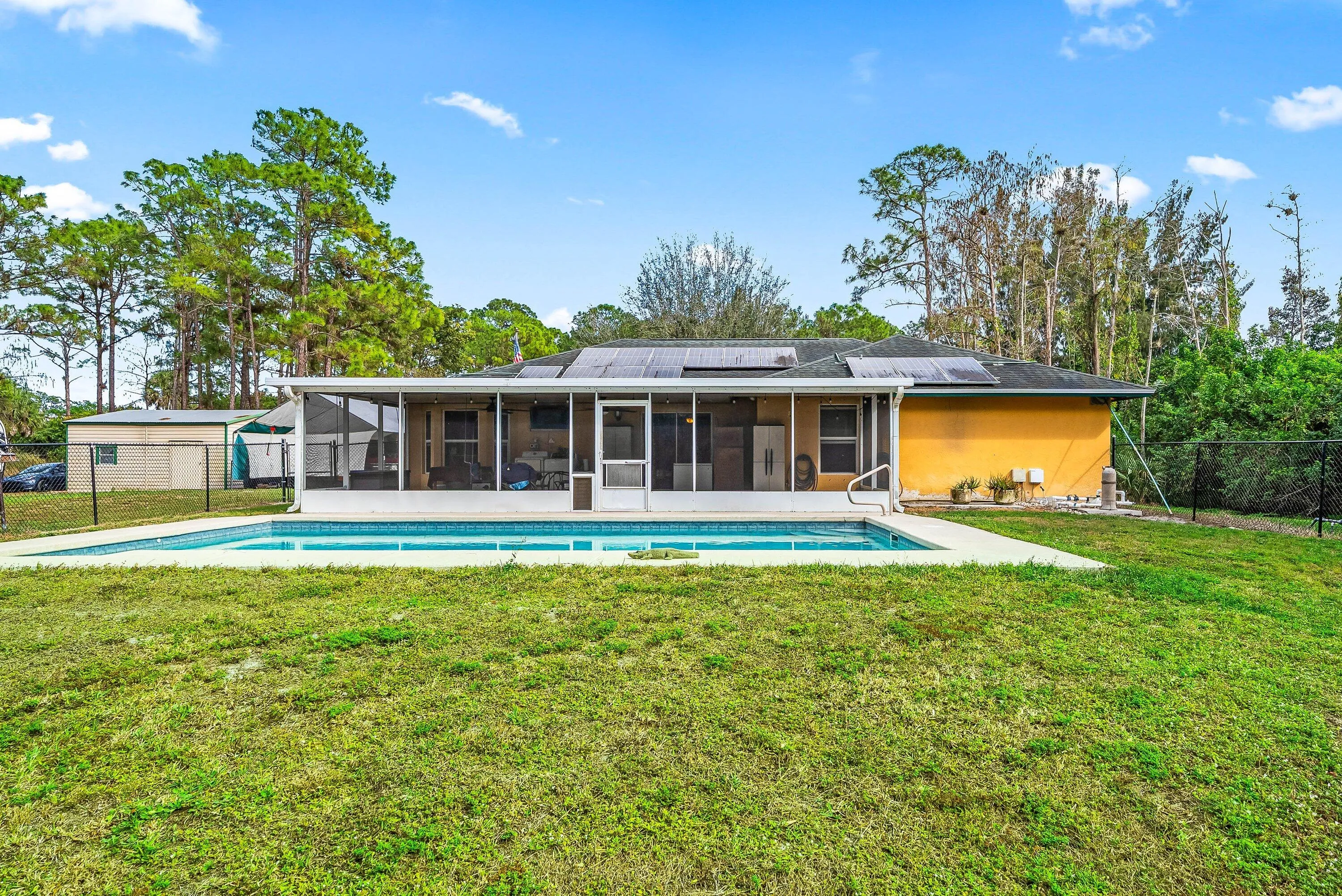 025-2195FRoad-LoxahatcheeGroves-FL-33470