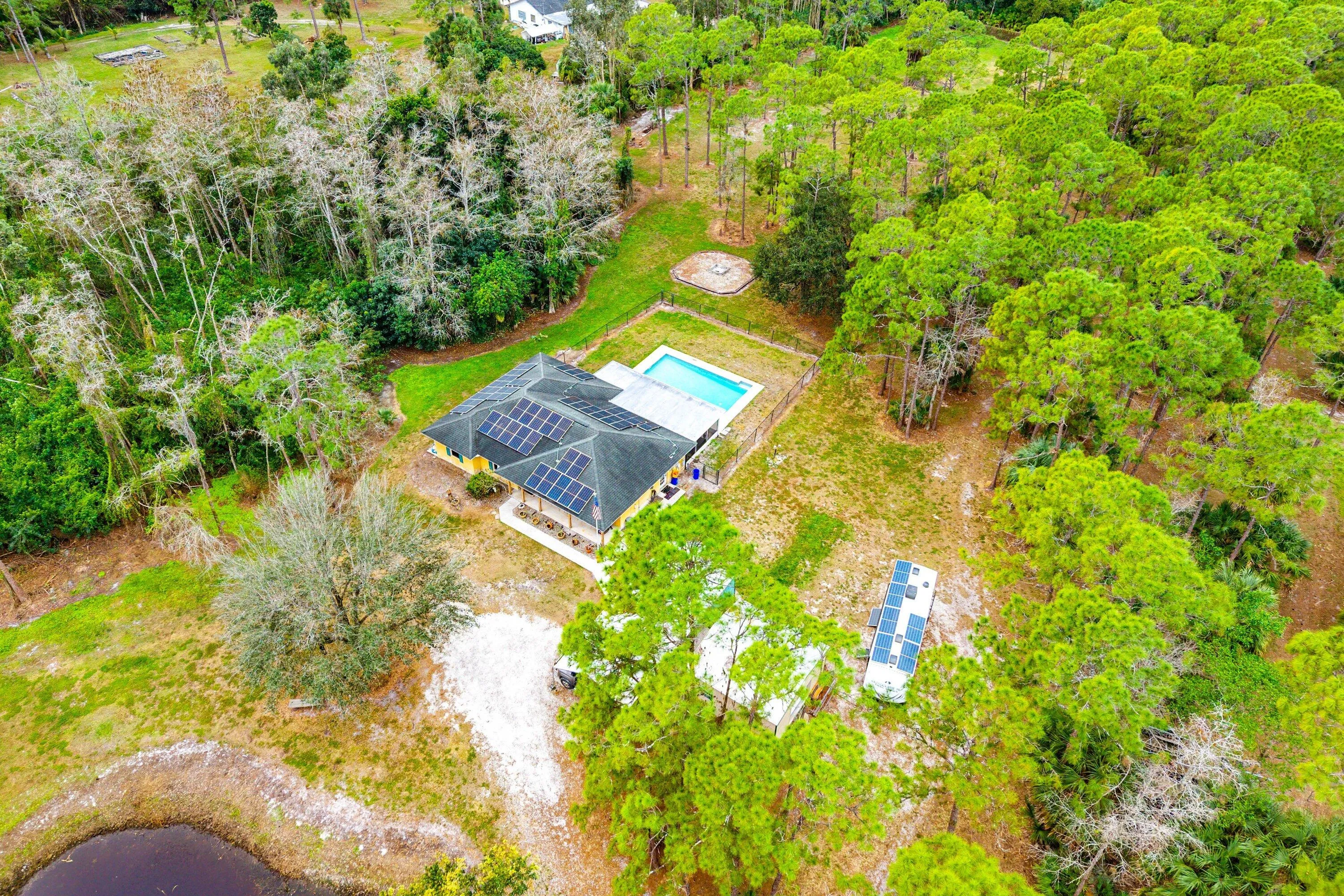 050-2195FRoad-LoxahatcheeGroves-FL-33470