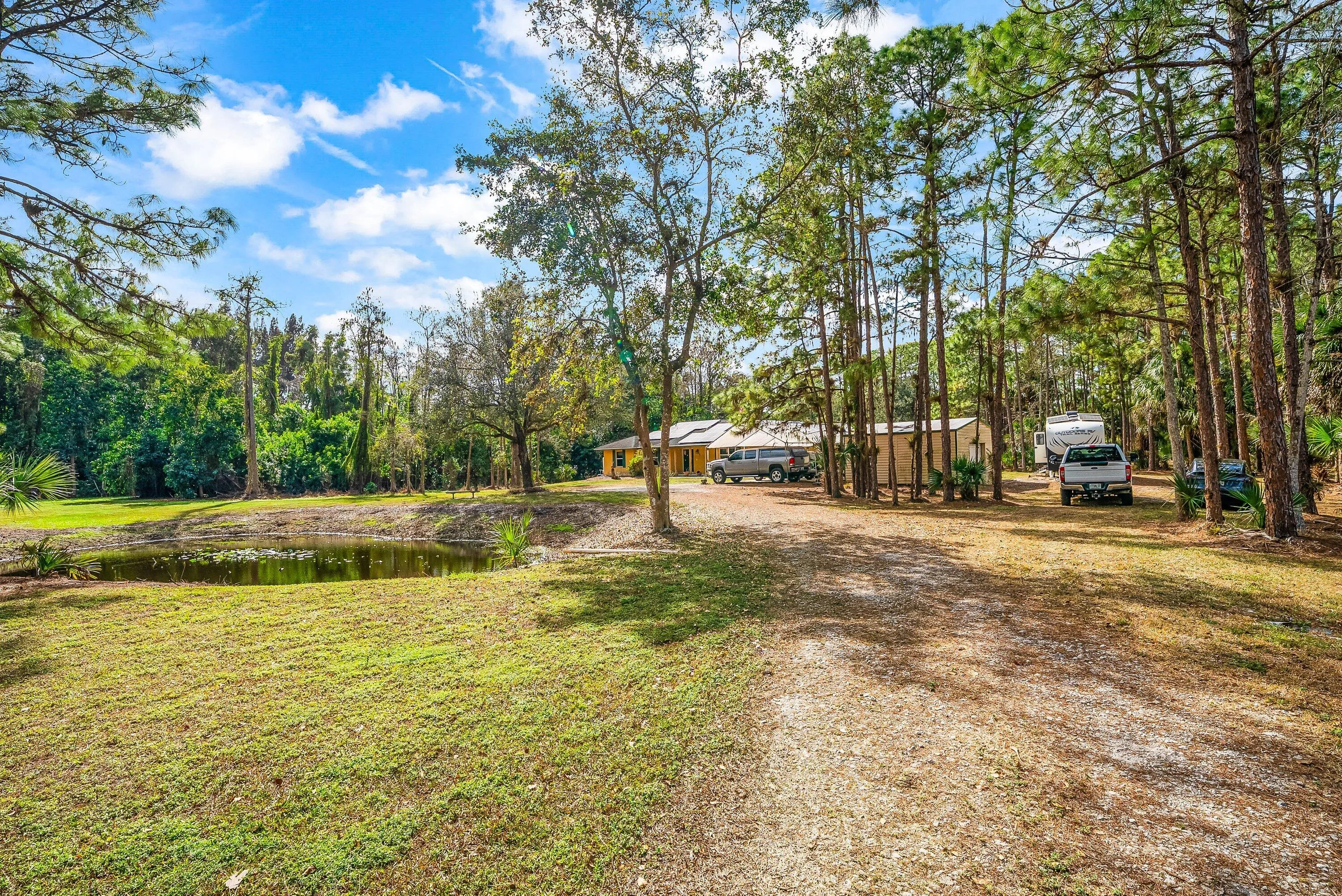 038-2195FRoad-LoxahatcheeGroves-FL-33470