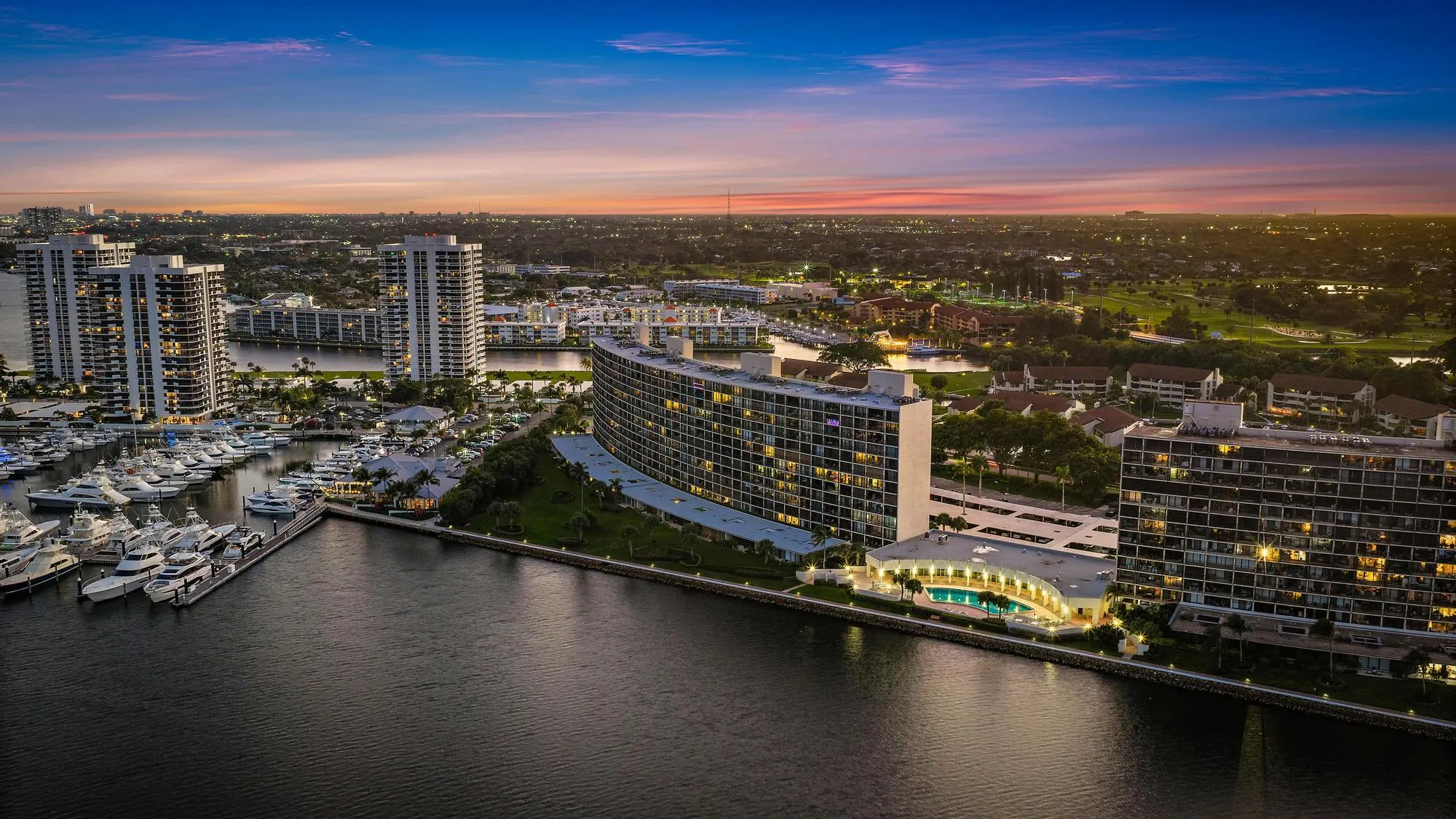 124 Lakeshore Dr unit 929-45