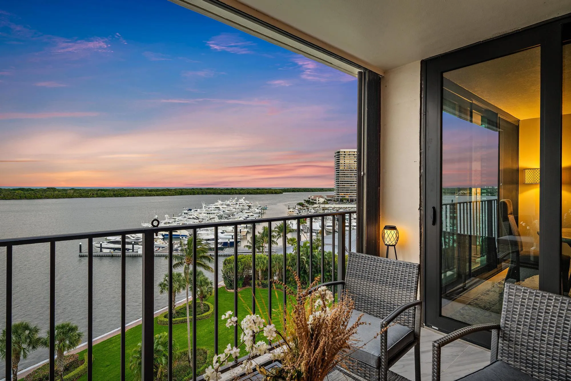 124 Lakeshore Dr unit​​‌​​​​‌​​‌‌​‌‌​​​‌‌​‌​‌​‌​​​‌​​ 929-28