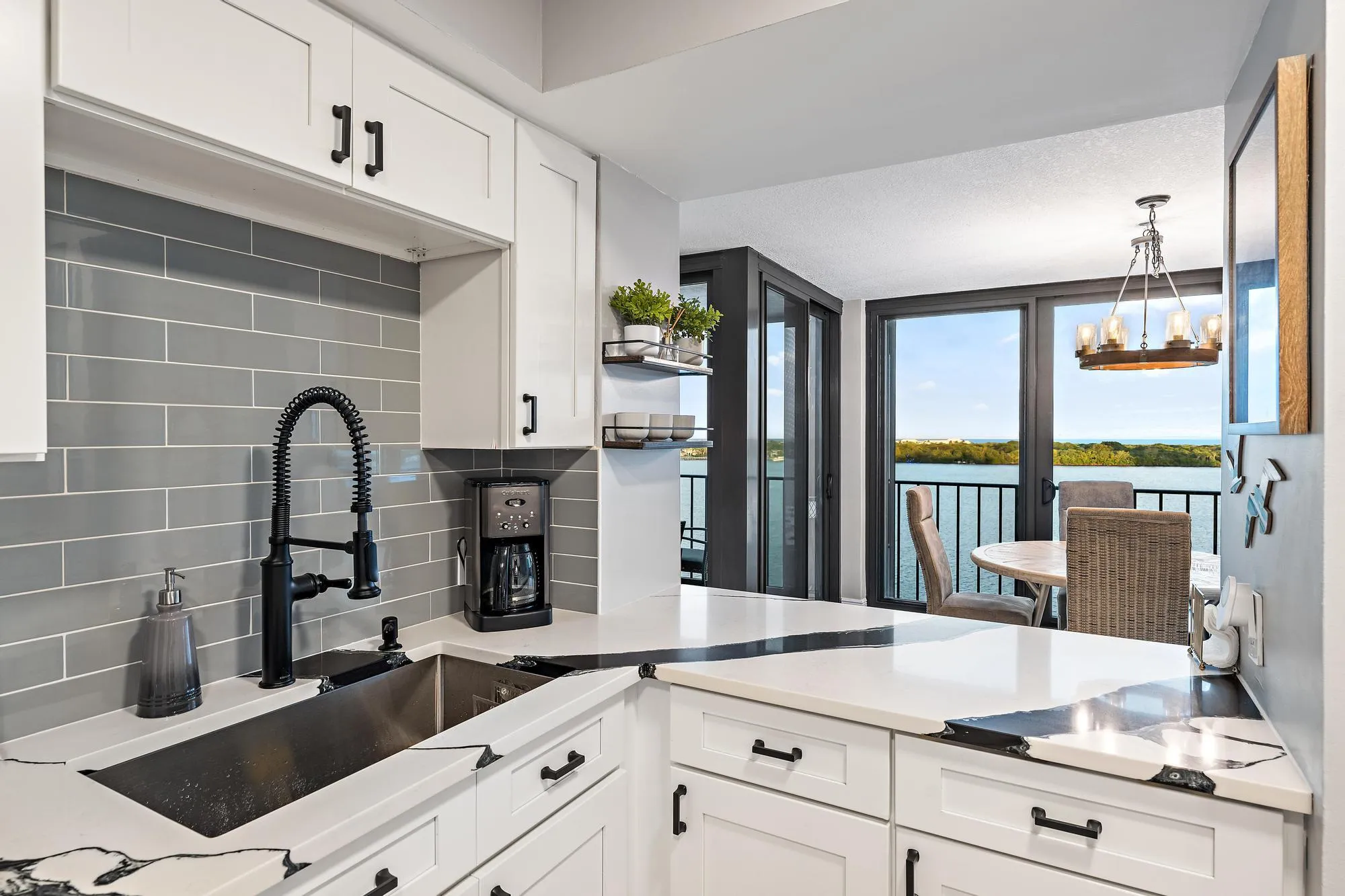 124 Lakeshore Dr unit 929-15