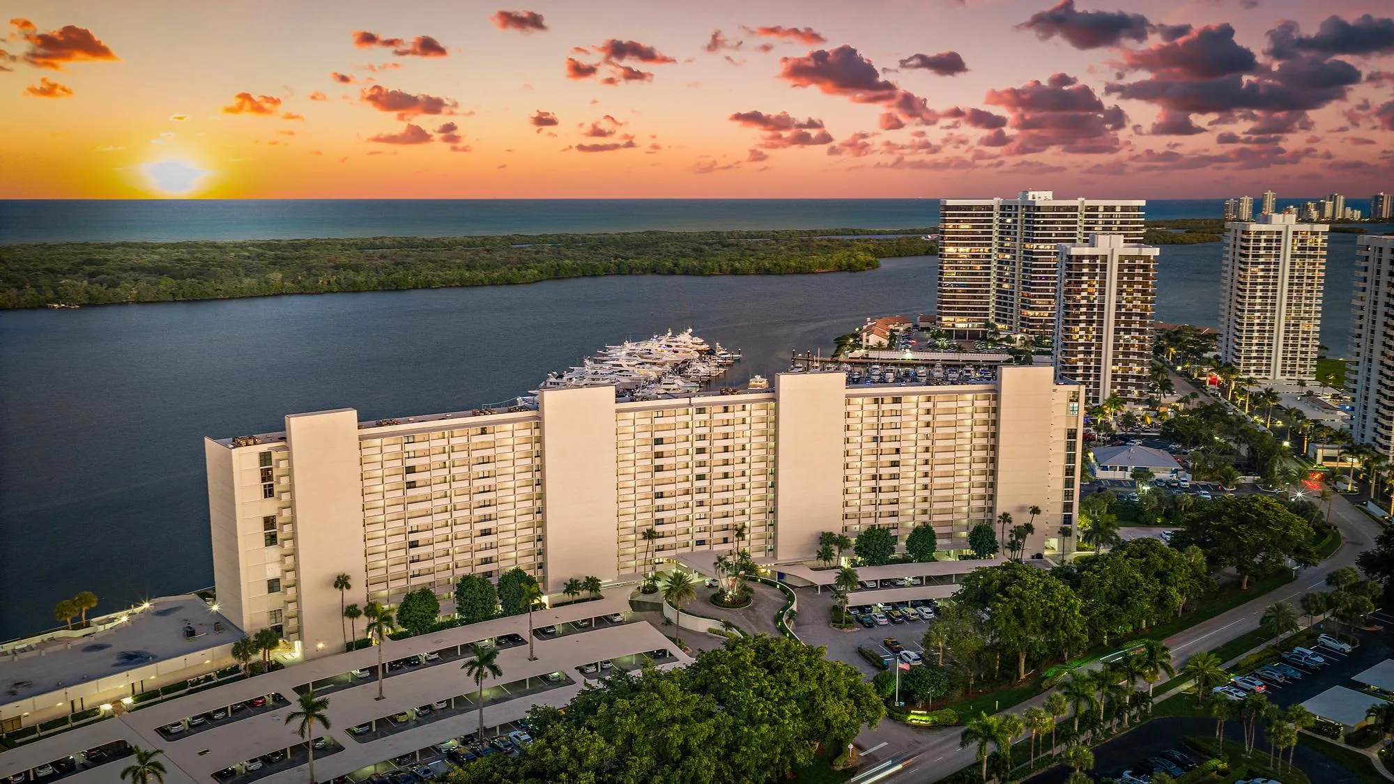 124 Lakeshore Dr unit 929-46