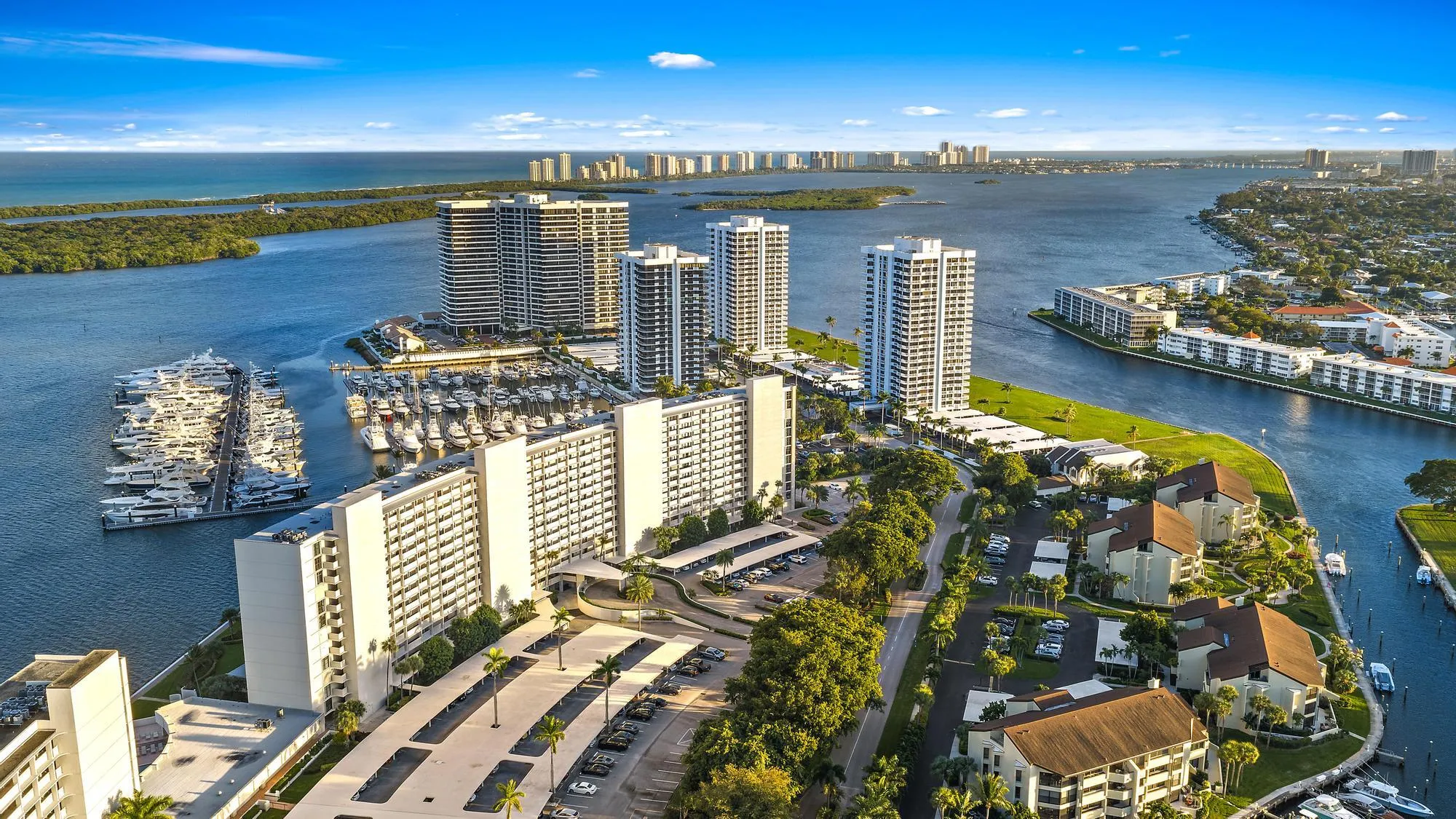 124 Lakeshore Dr unit 929-37