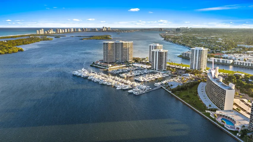 124 Lakeshore Dr unit 929-39