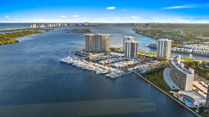 124 Lakeshore Dr unit 929-40