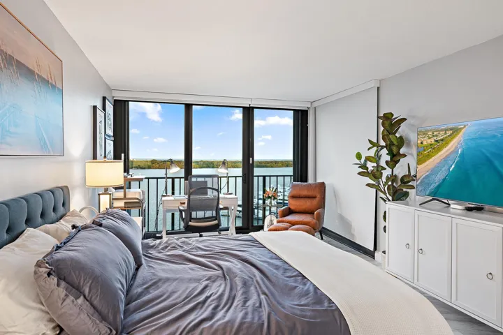 124 Lakeshore Dr unit 929-20