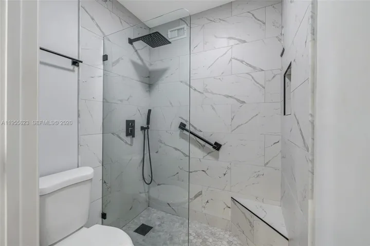 FULLY UPDATED BATHROOM