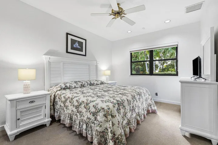 045-17595BocairePlace-