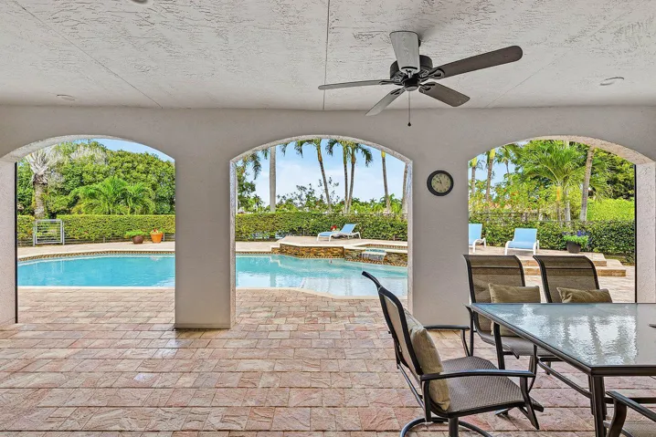 051-17595BocairePlace-
