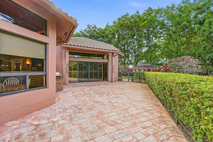 056-17595BocairePlace-