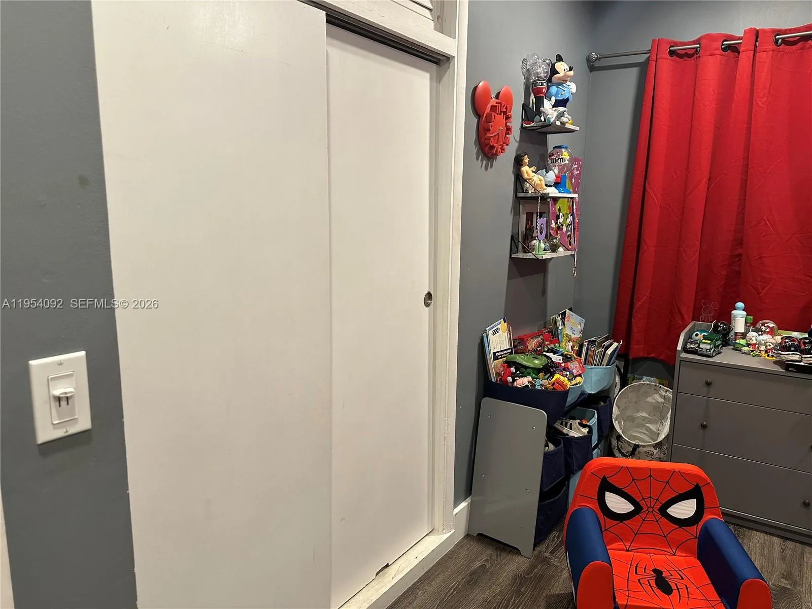 Second bedroom