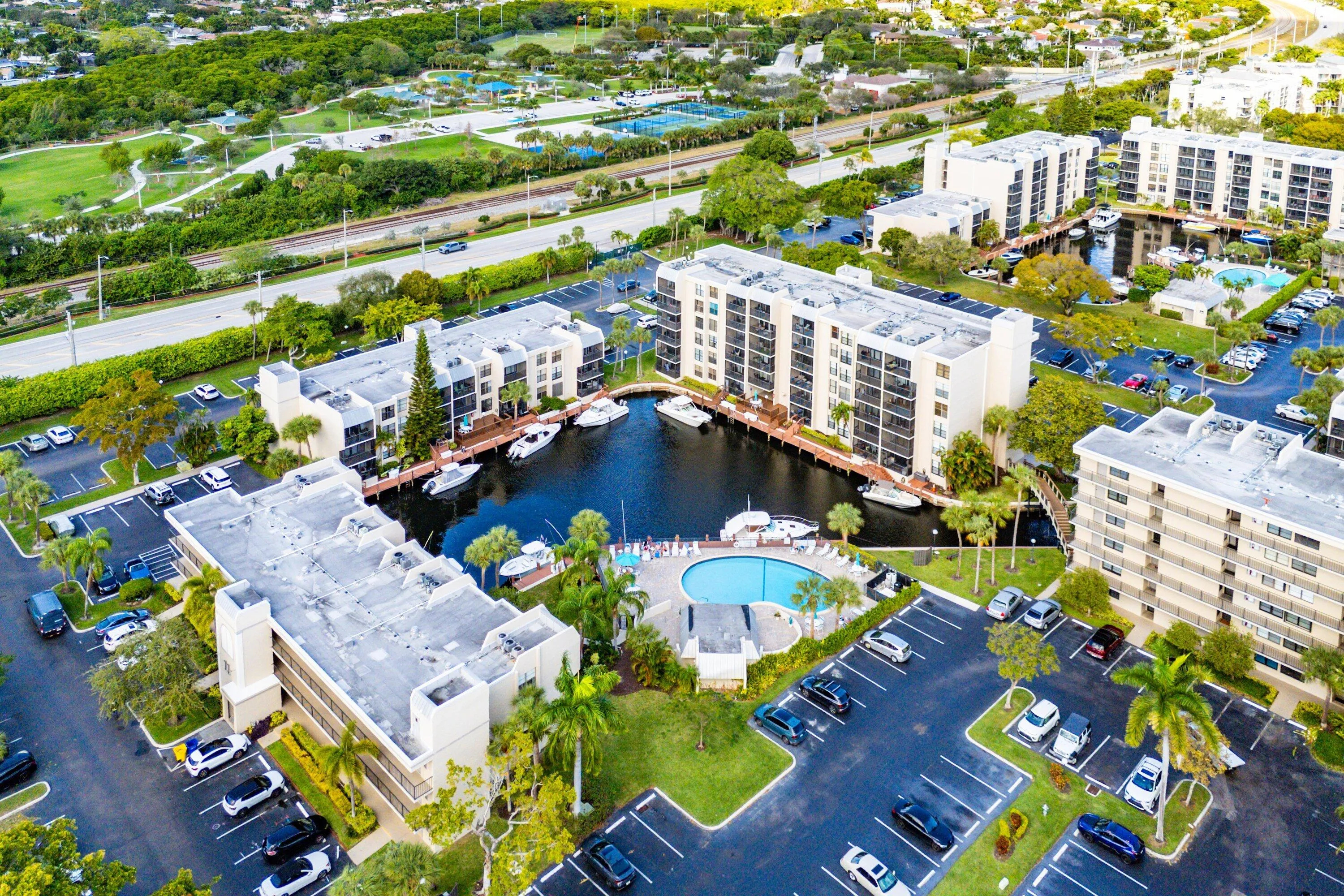 035-10RoyalPalmWay-203-BocaRaton-FL-3343