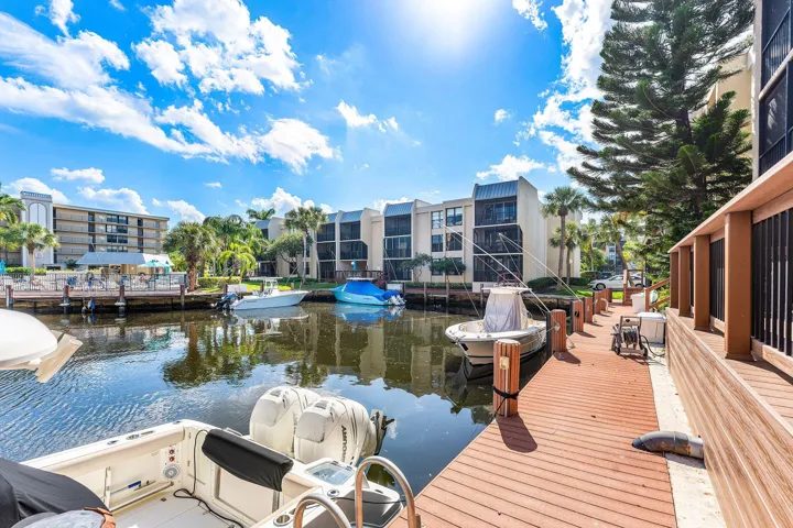 031-10RoyalPalmWay-203-BocaRaton-FL-3343