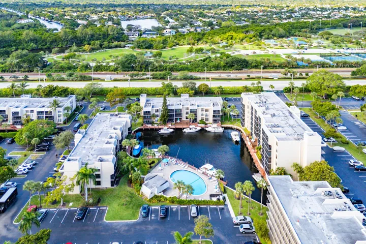 036-10RoyalPalmWay-203-BocaRaton-FL-3343